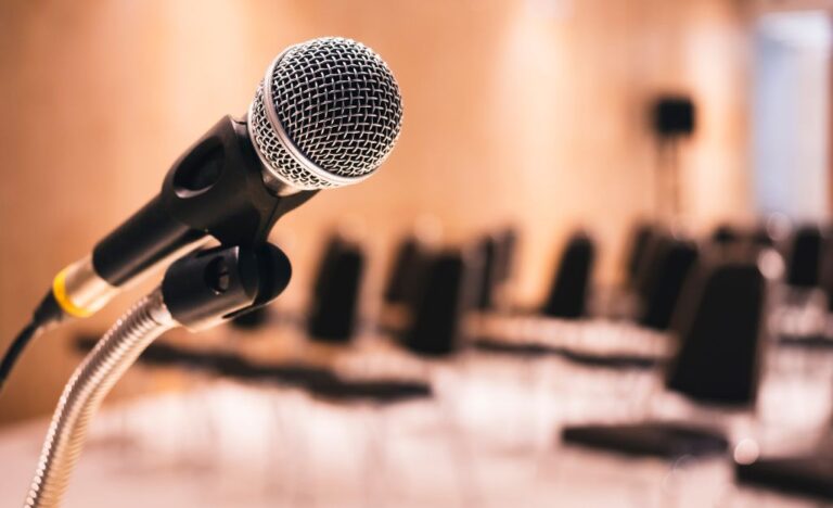 microphone in front of classroom for speech