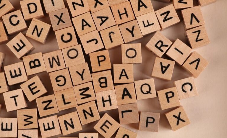 mixed up letters representing misaligned text boxes